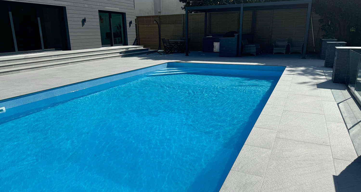 pool-co-jobs_0005s_0004_IMG_2358b